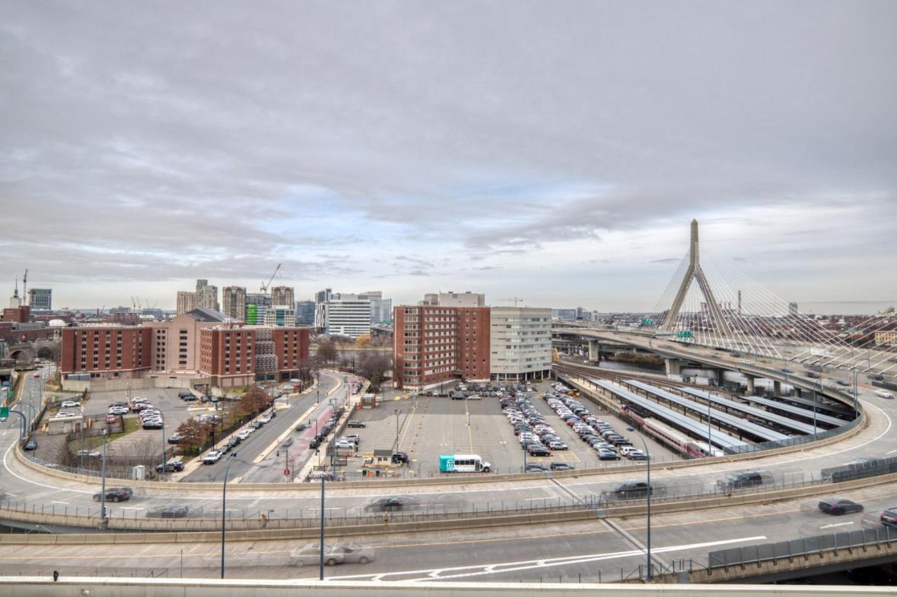 St W Wd Gym Nrt Iconic Landmarks Bos-526 Boston